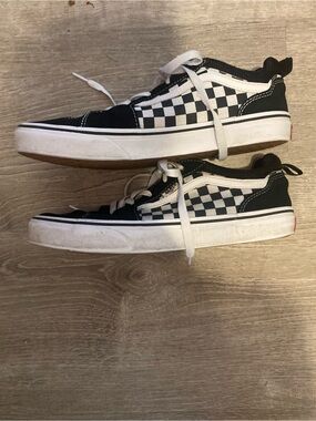 Vans Off The Wall Black & White checkered Shoes Youth 7